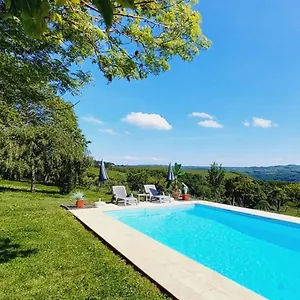 la-croix-des-landes-gite-avec-piscine-a-chouvigny.hotels-rhonealpes.com/