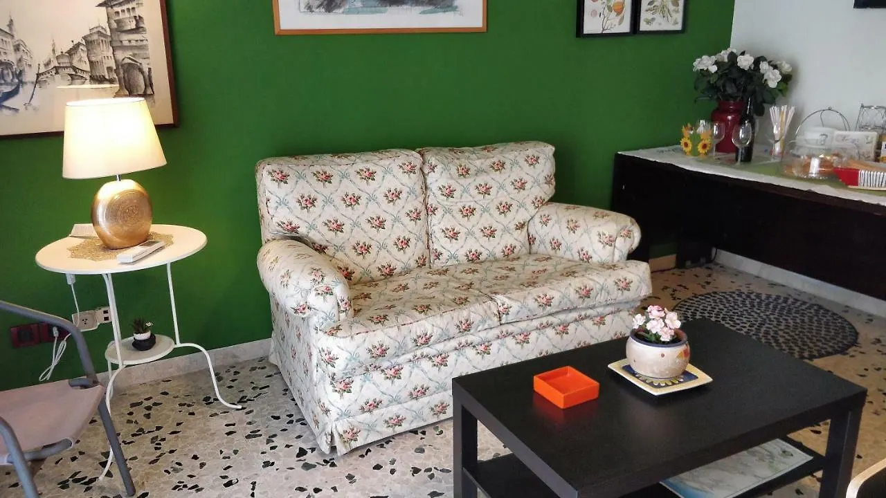 Suite Time Van Gogh CTA 0*,  Italien